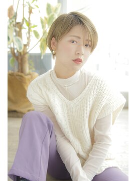 クシュ 所沢西口プロぺ通り(kusyu... ) イメチェンホワイトブロンド外ハネボブ美髪ワイドバング韓国黒髪