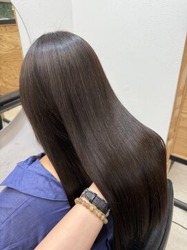 エヌ 北千住(N) オリーブグレージュ