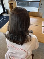 ナイアバイアヌエヌエ(naia by anuenue)&nbsp;くびれミディアム× 透明感グレージュ