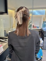 ケンジ ツルヤチョウ(KENJE tsuruyacho)&nbsp;タイトヘア/ハーフアップ/お呼ばれヘアアレンジ