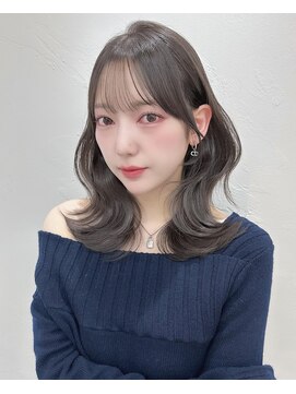 ボタン テンジン(VOTAN tenjin) [votanふうか]グレージュカラー/顔周り/レイヤー/天神韓国ヘア