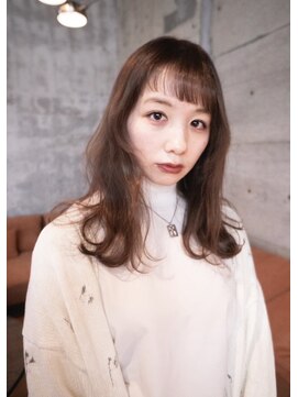 シカ(sica) ブラウンベージュミディアム