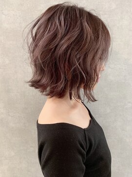 イール(iIIL) 【iIIL hair lounge】外ハネ透け感ベージュ　外国人風