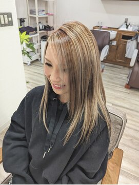 エルゴ 川崎西口(ergo) 大人可愛いグレージュハイライトブリーチ