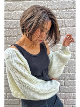 トルネード(TORNADO) 外国人風前下がりショートボブ n11.17