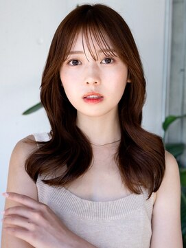 エインアンリー 明治神宮前(AIN.ANLY.) ◯デザインカラーオリーブベージュロングレイヤーカット大人女子