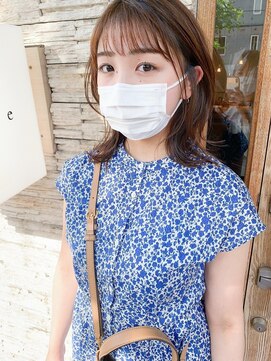 ドルセプラタ(Dulce plata) 耳掛けくびれミディアム×ナチュラルブラウンワンカラー