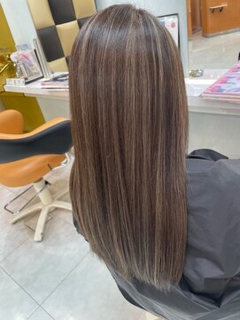 髪技空間アノン(anon) ハイライトデザインカラー