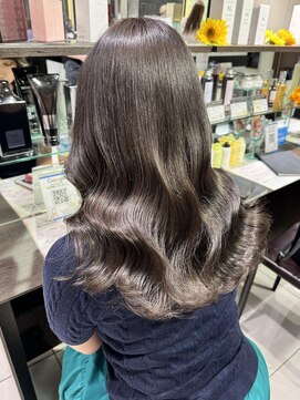 フォルテ 榛原パームス店 黒髪カタログボブルフネビージュ小顔ワンレン髪質改善白髪ぼかし