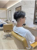 ツーブロック×軽めセンターパート*