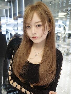 レディアル 渋谷(REDEAL) 韓国ヘア/ブリーチ/ハッシュカット/ワンホン【レイヤー/渋谷】