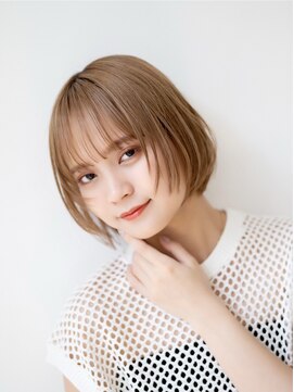 ネイビー 博多(NAVY) 博多/髪質改善/透け感前髪☆ミルクティーショートボブ