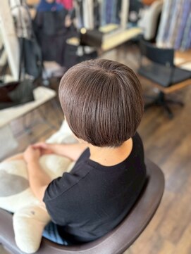 楽流頭 オブヘアー(of hair) 白髪ぼかしシルバーカラー