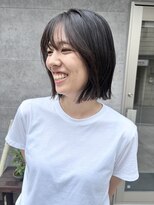 エン(en,)&nbsp;暗髪地毛風黒髪切りっぱなしぱつっと結べるボブ顔周りカット
