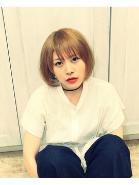 カルフール(Carre four) 美シルエットひし形ボブ