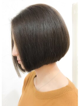 ウィロー(WILLOW) 【WILLOW】すきバサミを使わずにカット・スムースボブ(井下貴史)