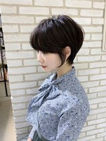大人かわいい小顔前下がりスリークボブローライト30代40代50代