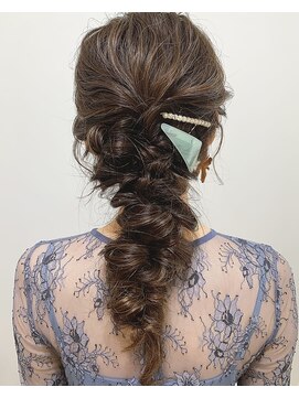 ヘアーメイクオズ(hair make O/S) 【KON】ボリューミィな編みおろし☆