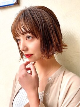 ブルーダー(Bruder) キュート　大人ボブ　ミニボブ　外ハネ