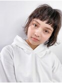 オン眉ボブ