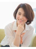 大人可愛いショートボブ/斜めバング