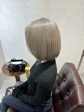 ヴィフクローネ(vifkrone) ハイトーングレージュ【高山】