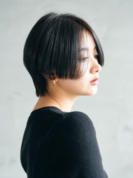 ジーナ サンシャイン通り池袋(Zina) ＊ネビージュワンレンショート＊美髪【Zina池袋サンシャイン】