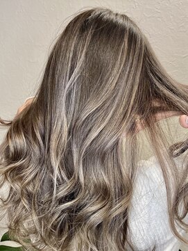 アイニ 大阪上本町店(aini) 天王寺 上本町 髪質改善 トリートメント 白髪ぼかし ハイライト