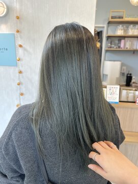 スエルテ(Suerte) カーキベージュ