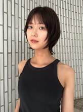 軽く動きのあるレイヤースタイル