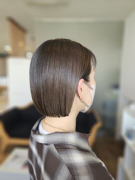 切りっぱなしミニボブ♪