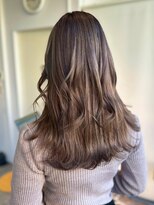 リルーム(re-room) 透明感カラー/ベージュブラウン/レイヤーカット