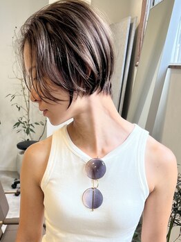 キノ(kino)の写真/360度どこから見ても上品で可愛いシルエットに♪[立川/ハイライト/ショート/レイヤーカット/韓国/顔周り]