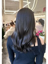 ホワイトルーム(White Room) 黒髪ロング
