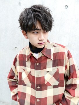 フィフス(fifth) コンマヘアスパイラルパーマツイストパーマツーブロック