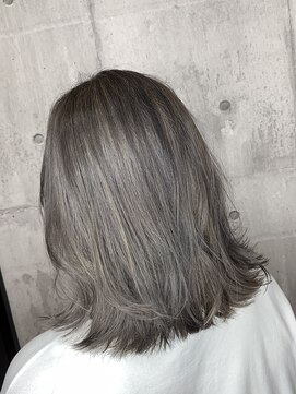 ハク(haku) [吉原勇気]デザインカラー×ショート