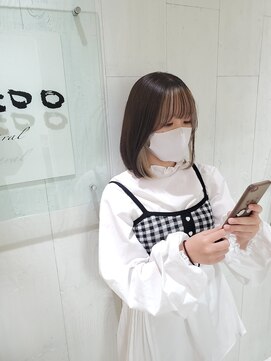 タブーセントラル(TABOO Central) 《TABOO Central》フェイスフレーミング☆ホワイトベージュ