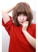 あえて厚い前髪の感じでかわいいボブに