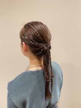 フェイス 石川町 (FACE) 三つ編みアレンジ/くるりんぱ/ローポニー/フィッシュボーン