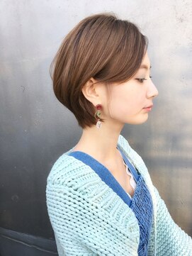 アイドットプラス 表参道(i.+omotesando) 小顔ヘアふんわりショート簡単スタイリングブリーチなしカラー