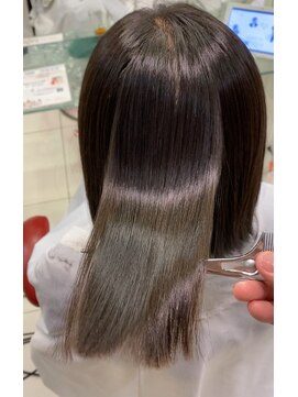 ヤネウラ トリートメント