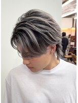 リップス 吉祥寺店 (LIPPS)&nbsp;ホワイトシルバーアッシュバレイヤージュセンターパート