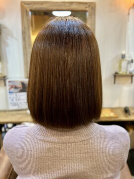 クオリア(QUALIA) うねり解消×透明感ベージュボブ×プレミアム縮毛矯正/柏