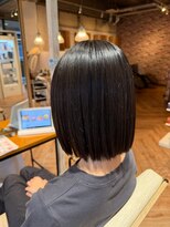 ヘアーショップ エヌアンドエー 越谷店(hair shop N&A)&nbsp;艶感とまとまりが映えるナチュラルショートボブ