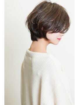 シロ(SiLO) ★*フォルムが綺麗なショート*