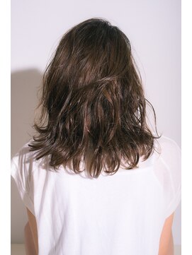 ラルジュアン(Largean) くびれエアリーミディ　Largean