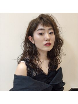 シェルフィ アピタ長久手店 色っぽカーリーヘア