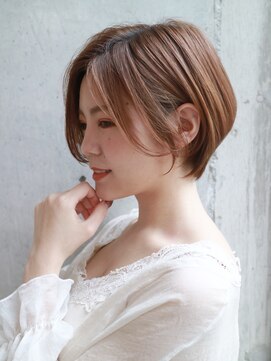 ダヴィン 中目黒(DaVin) 【davin中目黒】フォギーベージュ 耳かけショート 30代40代人気