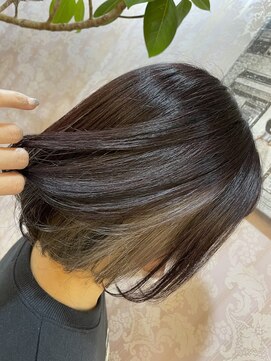 ハグエヴェック(HUG AVEC) インナーカラー