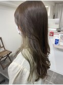 イヤリングカラーカーキベージュ
